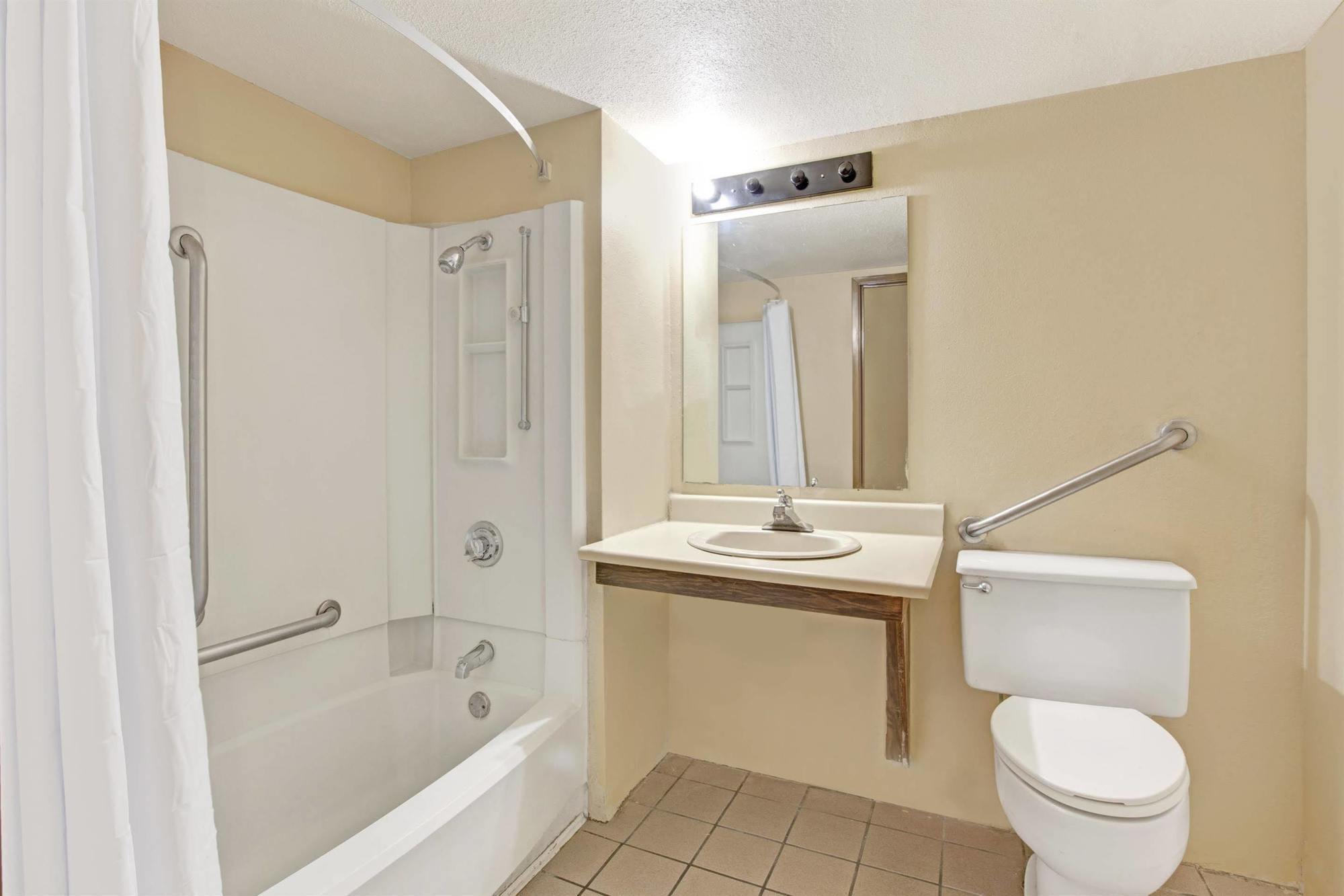 Monte Carlo Inn Houston Ngoại thất bức ảnh