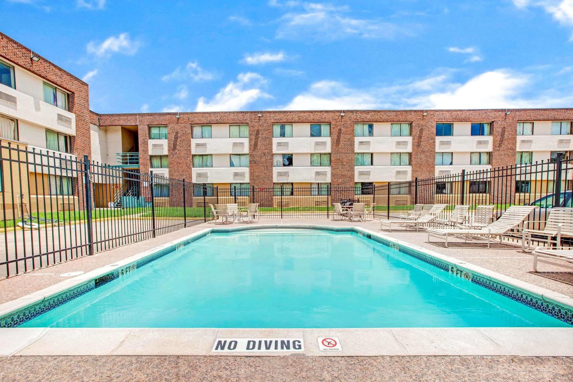 Monte Carlo Inn Houston Ngoại thất bức ảnh